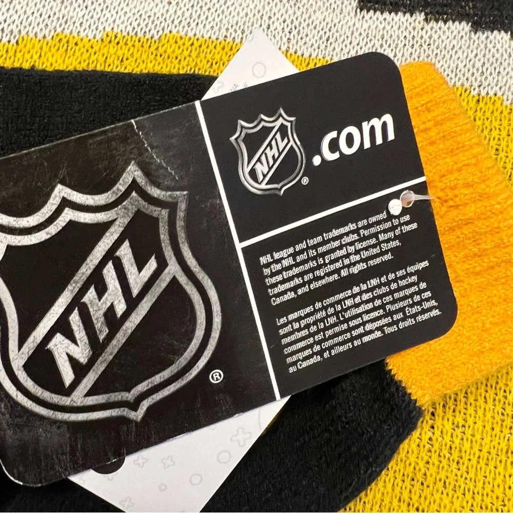 Boston Bruins FOCO Glove & Scarf Combo Set NHL hockey sports NWT